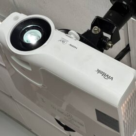 Proyector VIVITEK